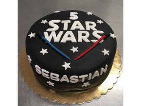TORTA PRE DETI 270 POČET PORCIÍ 12 - 16 KS CENA: 85 €