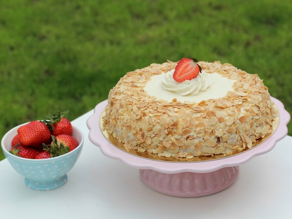 torta s mascarpone a jahodami