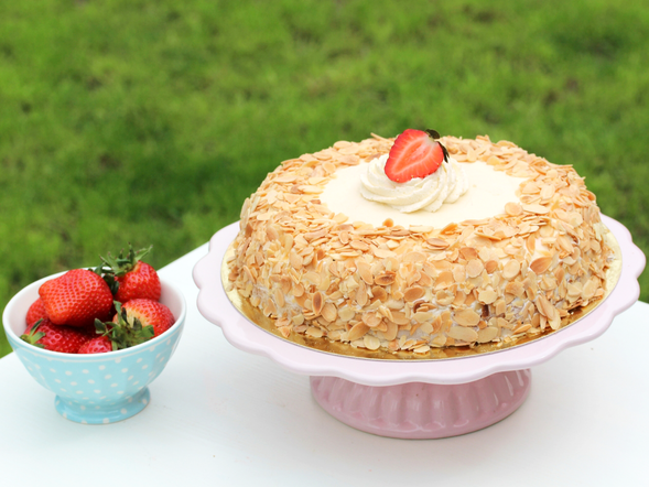 torta s mascarpone a jahodami